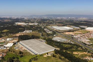 Locação galpão logístico Louveira SP