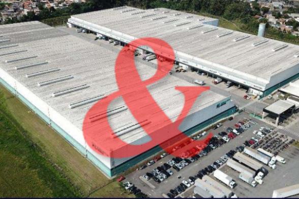 Galpão logístico classe AAA disponível para locação em Embu das Artes 10.497 m² com docas e acesso ao Rodoanel